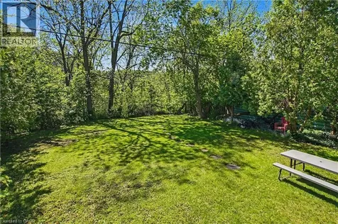 304 St Andrews Drive Hamilton ON L8K 5K4
