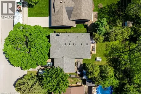 304 St Andrews Drive Hamilton ON L8K 5K4