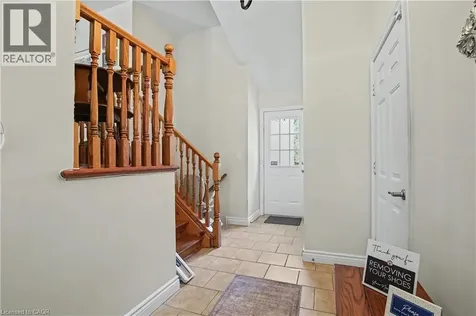 304 St Andrews Drive Hamilton ON L8K 5K4