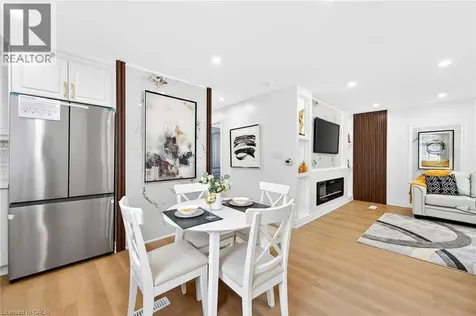 82 East 38th Street Hamilton ON L8V 4E5
