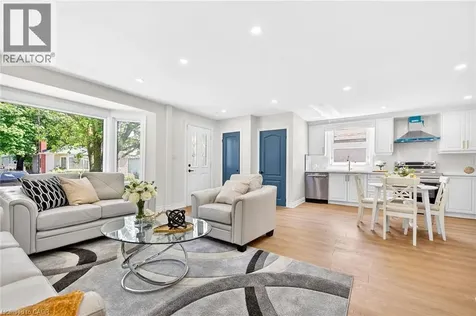 82 East 38th Street Hamilton ON L8V 4E5