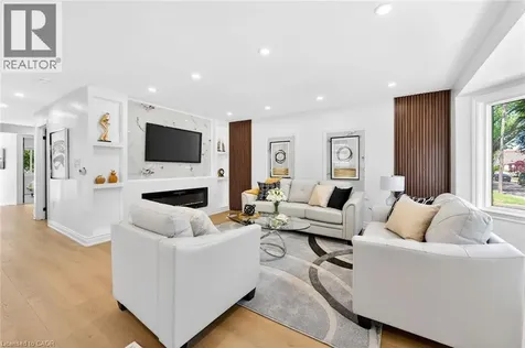 82 East 38th Street Hamilton ON L8V 4E5