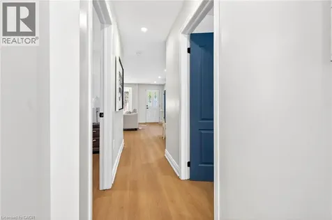 82 East 38th Street Hamilton ON L8V 4E5