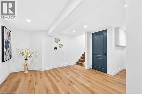 82 East 38th Street Hamilton ON L8V 4E5