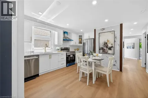 82 East 38th Street Hamilton ON L8V 4E5