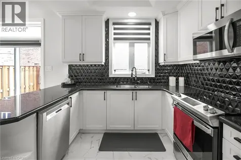 876 Golf Links Road Ancaster ON L9K 1M7