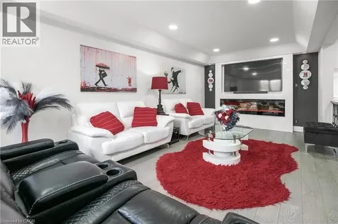 876 Golf Links Road Ancaster ON L9K 1M7