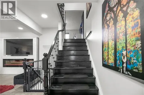 876 Golf Links Road Ancaster ON L9K 1M7