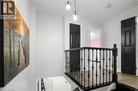 876 Golf Links Road Ancaster ON L9K 1M7