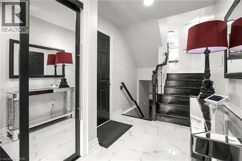 876 Golf Links Road Ancaster ON L9K 1M7