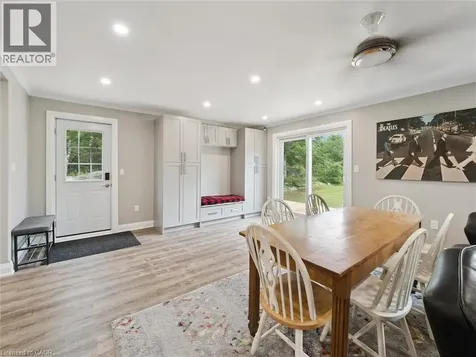 891 Peninsula Road Gravenhurst ON P1P 0E2