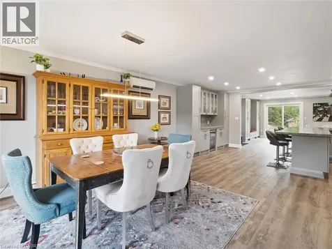 891 Peninsula Road Gravenhurst ON P1P 0E2