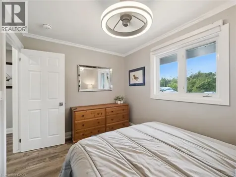 891 Peninsula Road Gravenhurst ON P1P 0E2