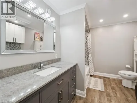 891 Peninsula Road Gravenhurst ON P1P 0E2