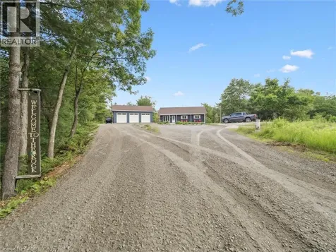 891 Peninsula Road Gravenhurst ON P1P 0E2