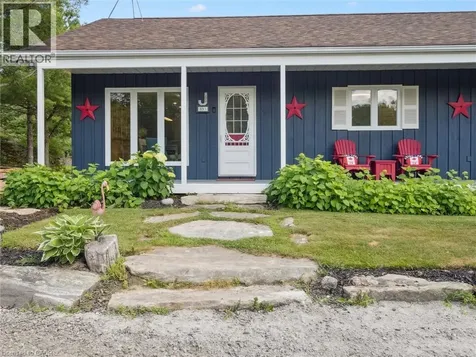 891 Peninsula Road Gravenhurst ON P1P 0E2