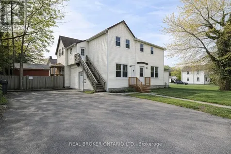 4394 Ellis Street Niagara Falls (downtown) ON L2E 1H4
