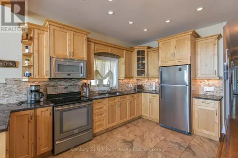7304 Glen Ellen Drive Ramara ON L0K 2B0