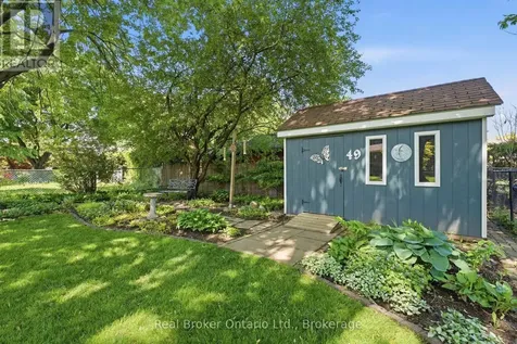 49 Greenfield Road Brantford ON N3R 6Z4