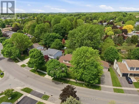 49 Greenfield Road Brantford ON N3R 6Z4