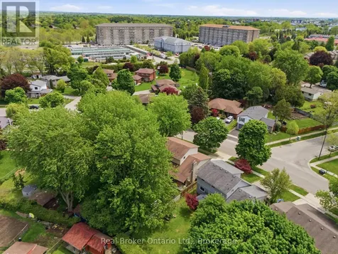49 Greenfield Road Brantford ON N3R 6Z4
