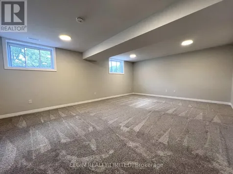 10 Columbus Court Central Elgin ON N5P 0E5