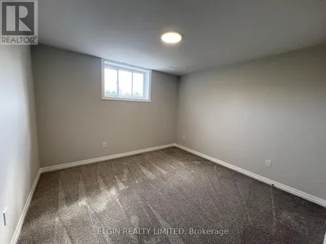 10 Columbus Court Central Elgin ON N5P 0E5