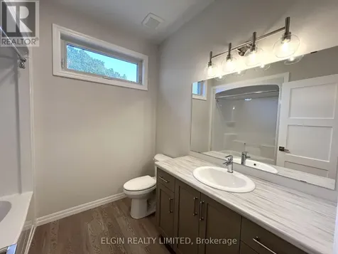 10 Columbus Court Central Elgin ON N5P 0E5