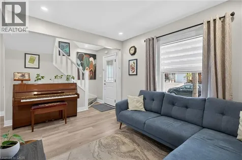69 Robins Avenue Hamilton ON L8H 4N3