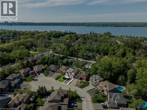 12 Buman Court Barrie ON L4N 0L3