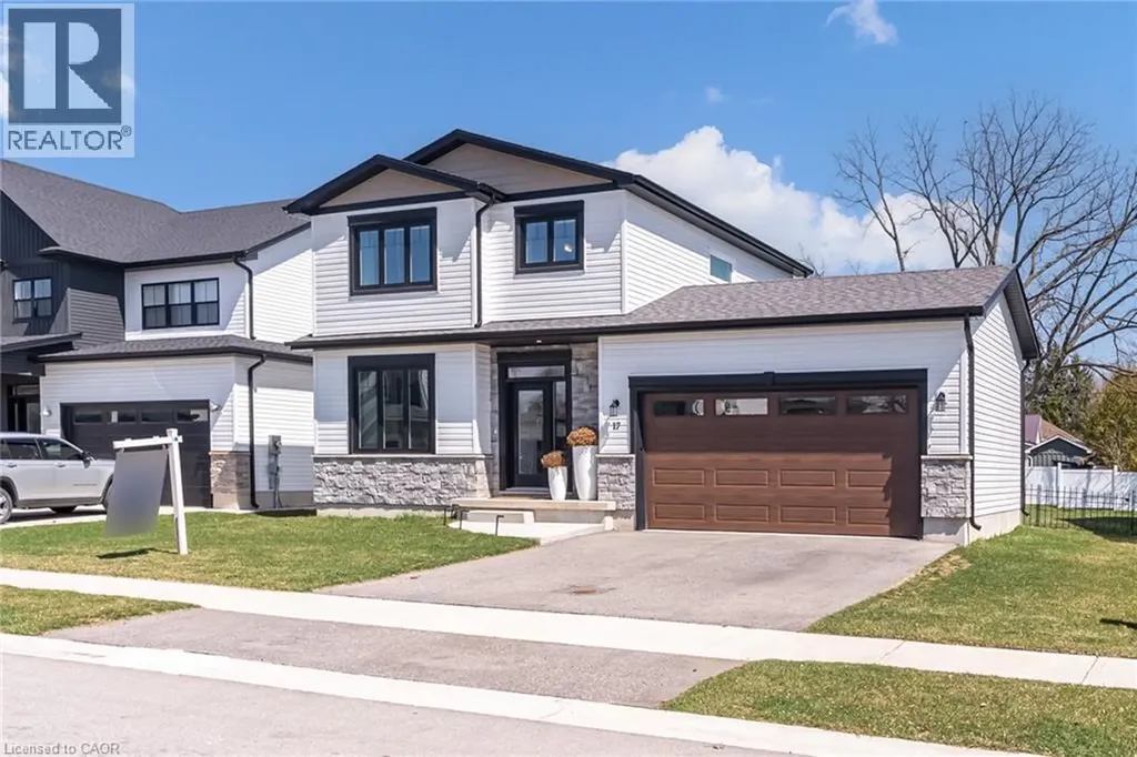17 Helen Court Belmont ON N0L 1B0