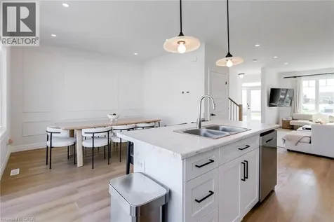 17 Helen Court Belmont ON N0L 1B0