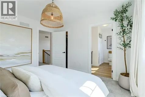 17 Helen Court Belmont ON N0L 1B0
