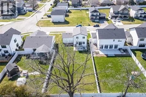 17 Helen Court Belmont ON N0L 1B0