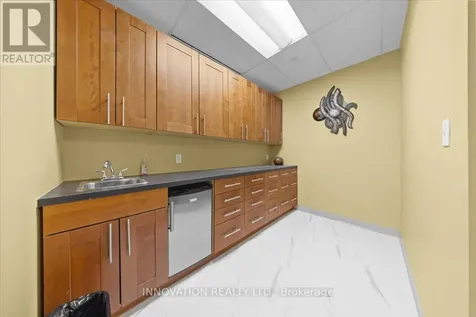4275 Innes Road Ottawa ON K1C 1T1
