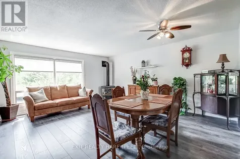 34 Kingham Road Halton Hills (ac Acton) ON L7J 1S4