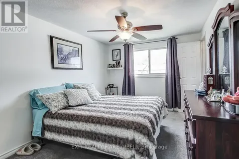 34 Kingham Road Halton Hills (ac Acton) ON L7J 1S4