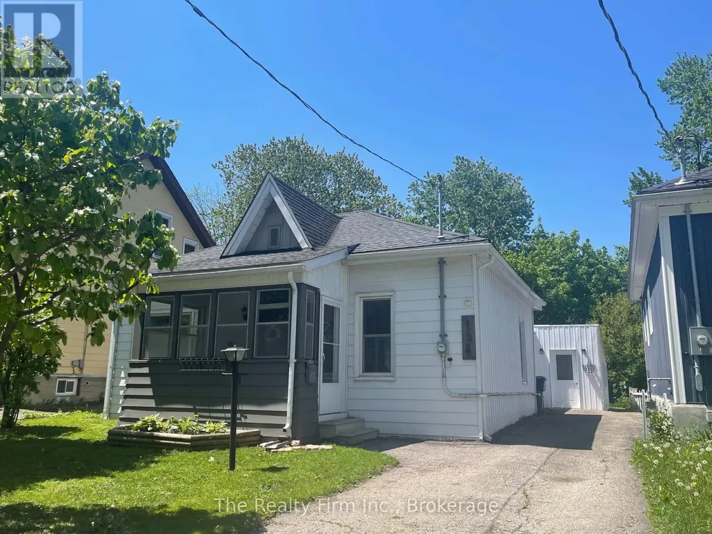 134 Well Street Stratford ON N5A 4M1