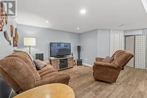 497 Rougemount Crescent Ottawa ON K4A 2Z7