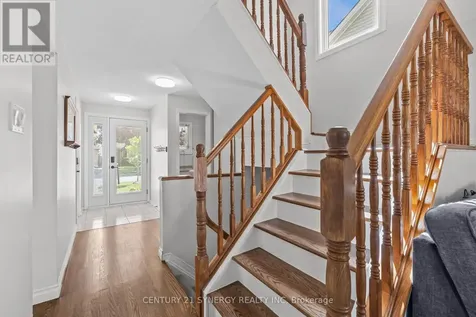 497 Rougemount Crescent Ottawa ON K4A 2Z7