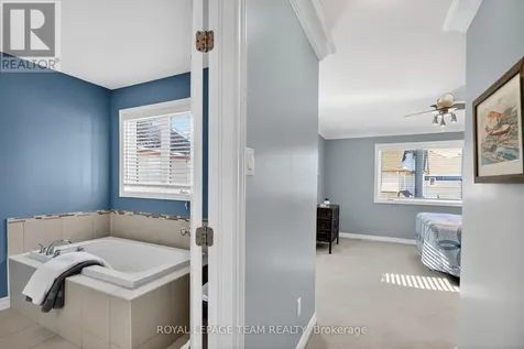 1591 Carronbridge Circle Ottawa ON K2M 0G5
