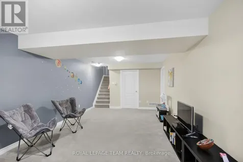 1591 Carronbridge Circle Ottawa ON K2M 0G5