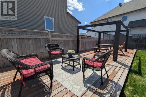 1591 Carronbridge Circle Ottawa ON K2M 0G5