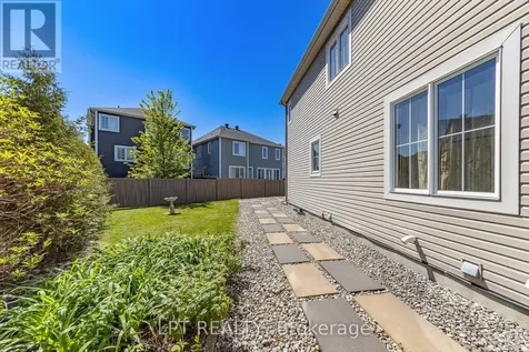 67 Bristling Crescent Ottawa ON K2G 6C2