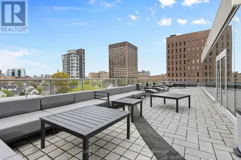 805 Carling Avenue Ottawa ON K1S 5W9