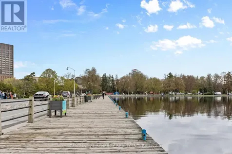 805 Carling Avenue Ottawa ON K1S 5W9