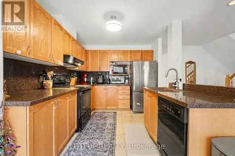 3 Collington Street Ottawa ON K2G 6X5