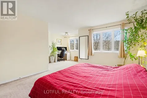 3 Collington Street Ottawa ON K2G 6X5