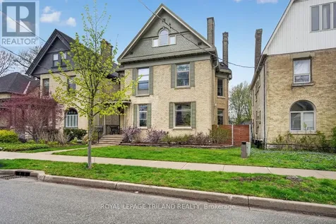 298 Hyman Street London East (east F) ON N6B 2G7