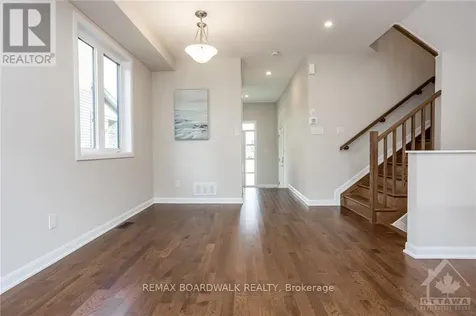 262 Tullaghan Heights Ottawa ON K2J 7C2